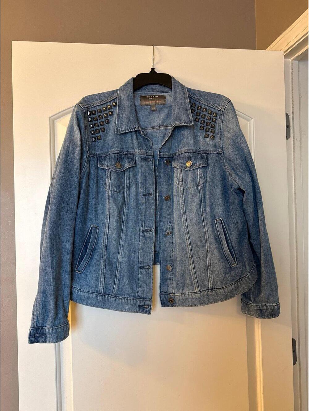Torrid studded Jean Jacket- size 1